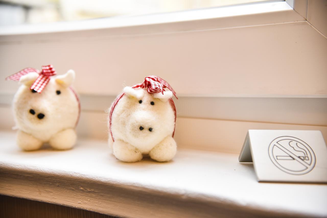 Ferienwohnung Schwarz & Weiss Eisenach Exteriör bild