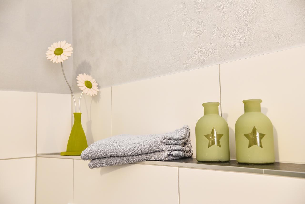Ferienwohnung Schwarz & Weiss Eisenach Exteriör bild