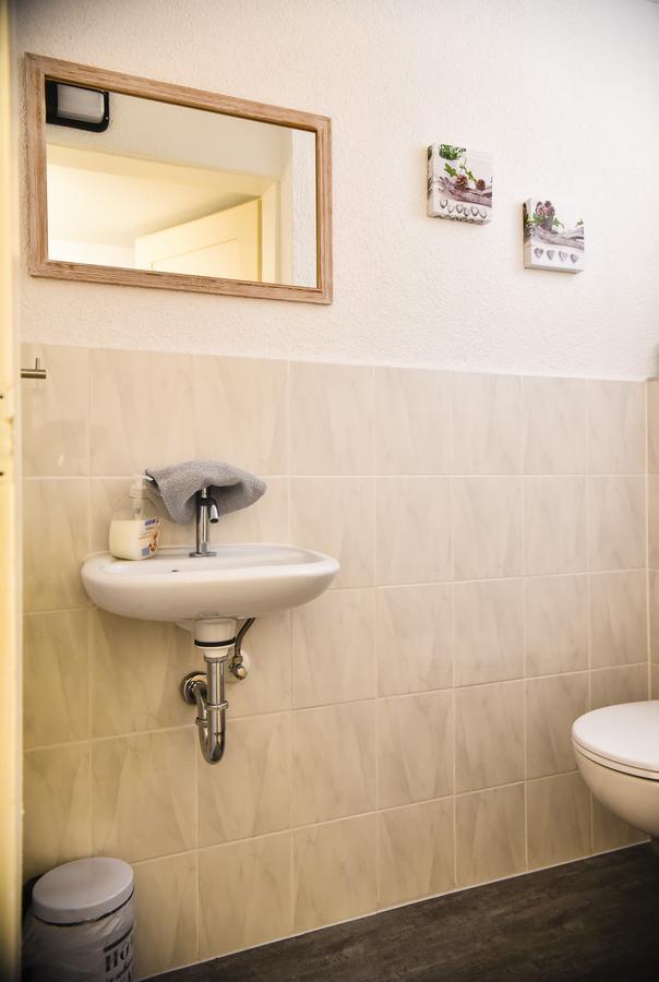 Ferienwohnung Schwarz & Weiss Eisenach Exteriör bild